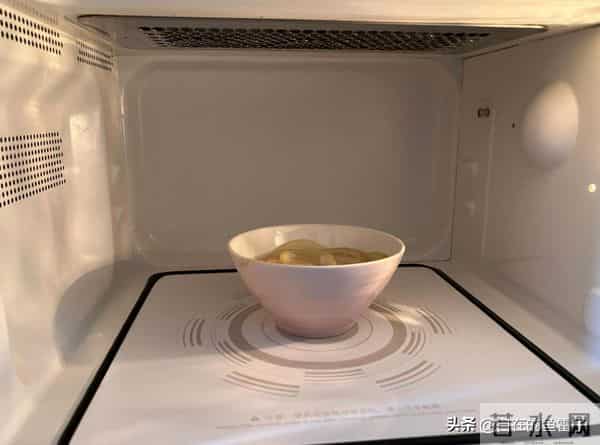 被网友的生活智慧惊呆了！小家电换个思路清洗，干净又轻松