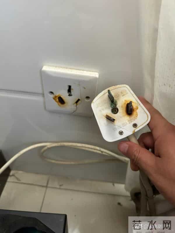 别怪我没提醒你:这5类家电,没坏也要扔掉,不然害人又害己!