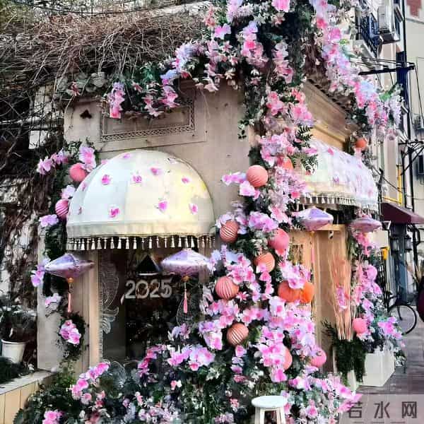 朋友圈背景图头像