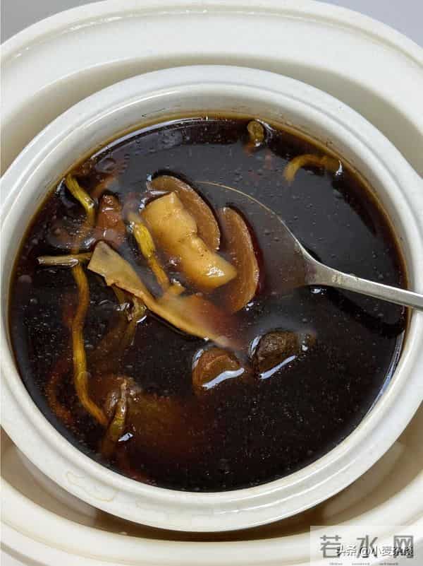 阴虚火旺，口干失眠！多吃这4样，润全身、降虚火、睡得香