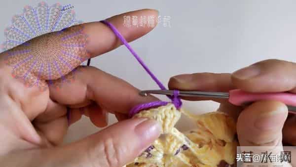 绮络抱枕：绮络花片别闲置，拼个抱枕给小章，有教程，新手也能做