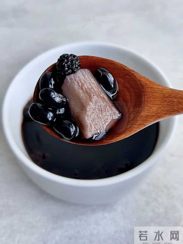 老公半夜总起夜？爷爷教我一招，喝半月黑豆水，他终于能睡整觉了