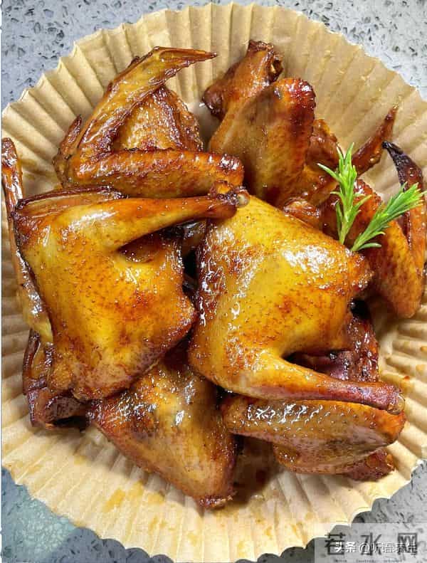 冬天补阳，手脚不凉”！建议中老年：常吃5样，御寒补阳暖过冬