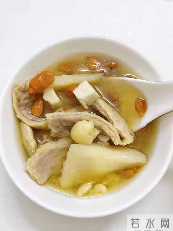 肝血越少，睡眠越差，建议多吃3样，滋补肝血，安神助眠身体好