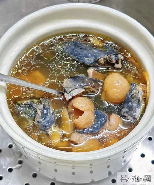 一受凉就咳？根源是肺气不足！两味药煮水，润肺化痰超管用