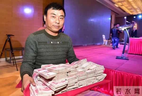 别再误判了!存款多少才算现代“万元户”?答案出乎意料