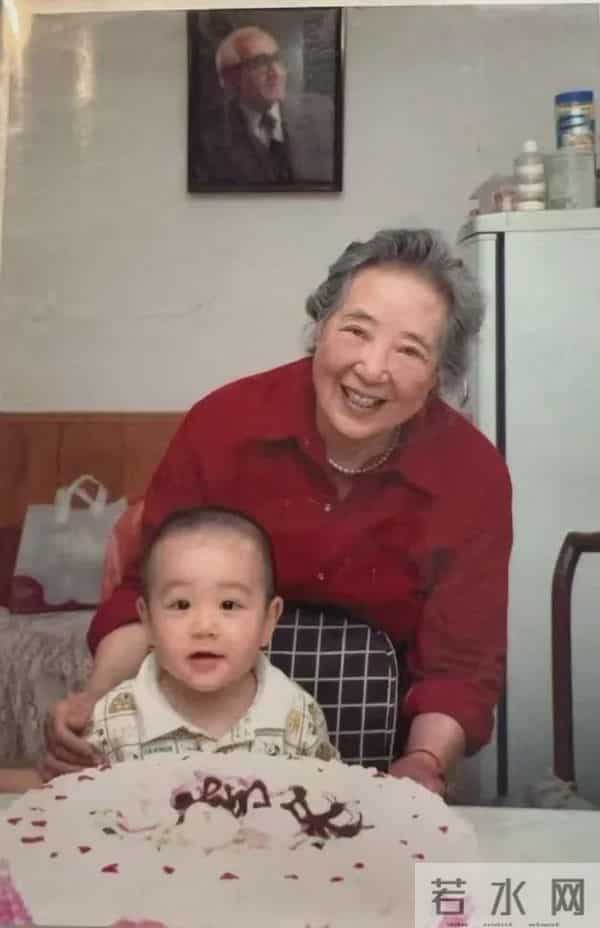 永不凋谢的栀子花：写在马海德夫人苏菲逝世两周年之际