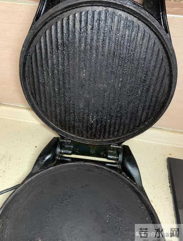 被网友的生活智慧惊呆了！小家电换个思路清洗，干净又轻松