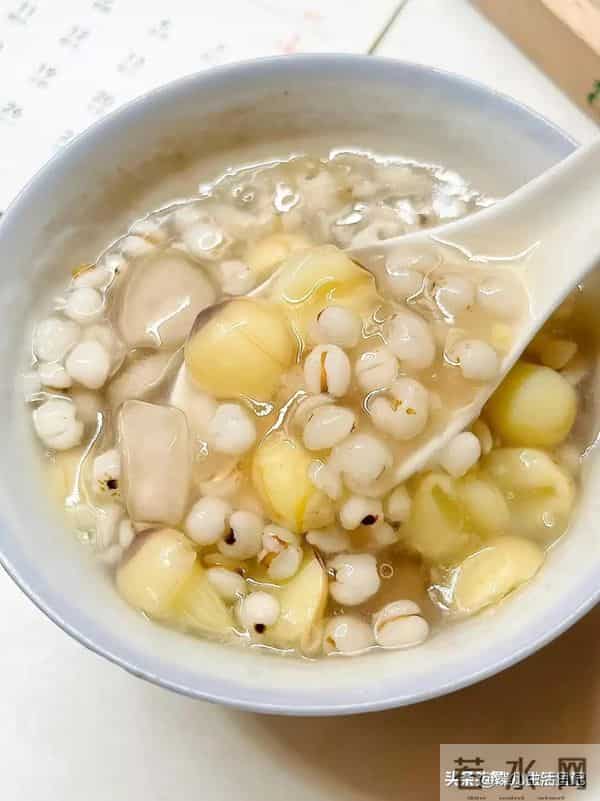 自带“黄体酮”的4种食物，女人过了40岁要多吃，皮肤白嫩气色好