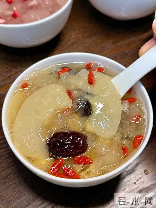 甲流高发期！医生提醒：少吃橘子和甘蔗，多吃这4样，润肺又降火