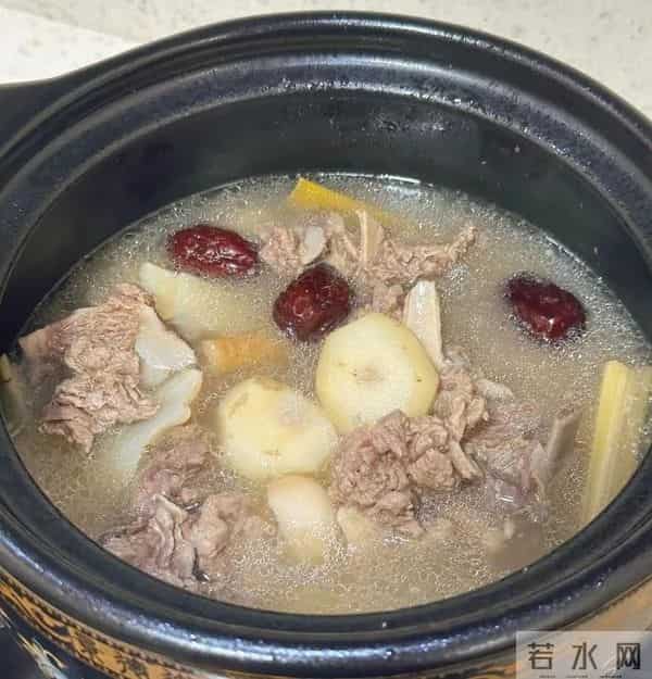 寒冬不惧冷！中老年必吃5款“暖身王”，补足阳气，手脚暖过冬