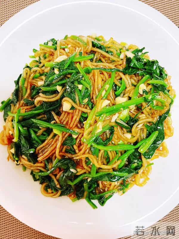 大雪过后, 建议少吃白菜猪肉, 多吃这4菜, 一排毒, 二润燥, 三护眼