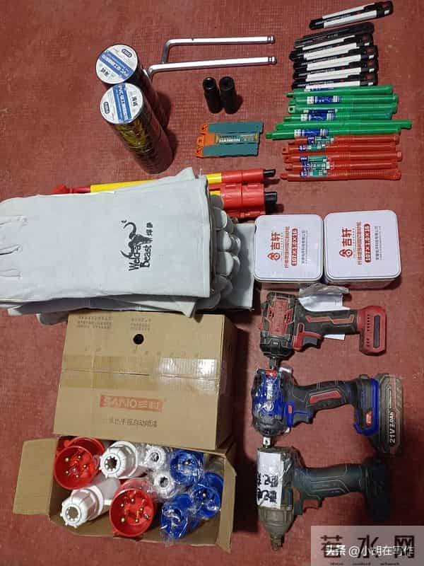 在寒冬，在雪中，一个东北工地民工12月13号日记。