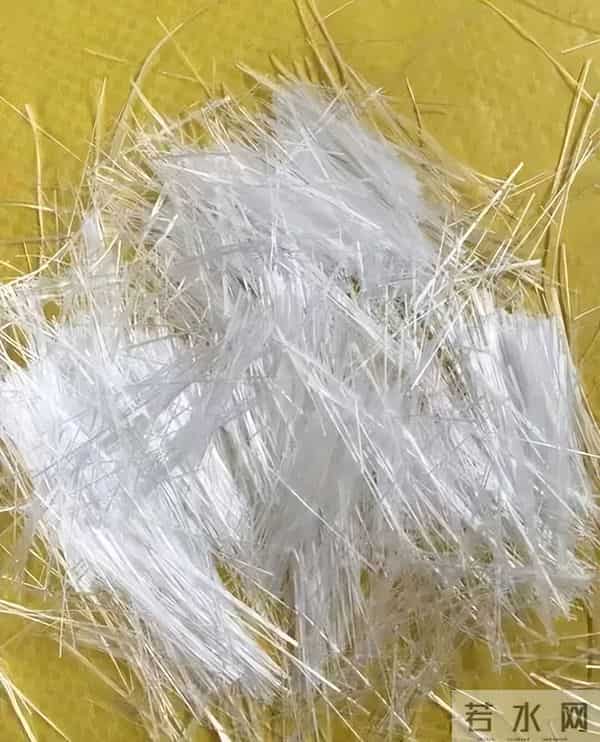 注意了，这几种常用的东西都是“玻璃纤维制品”，用时千万要小心