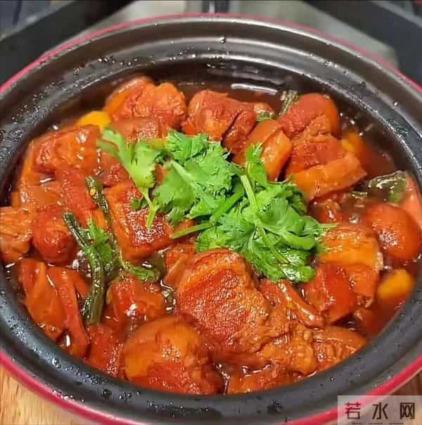 一口砂锅暖到心！商用级配方全公开，在家也能做出街景爆款味