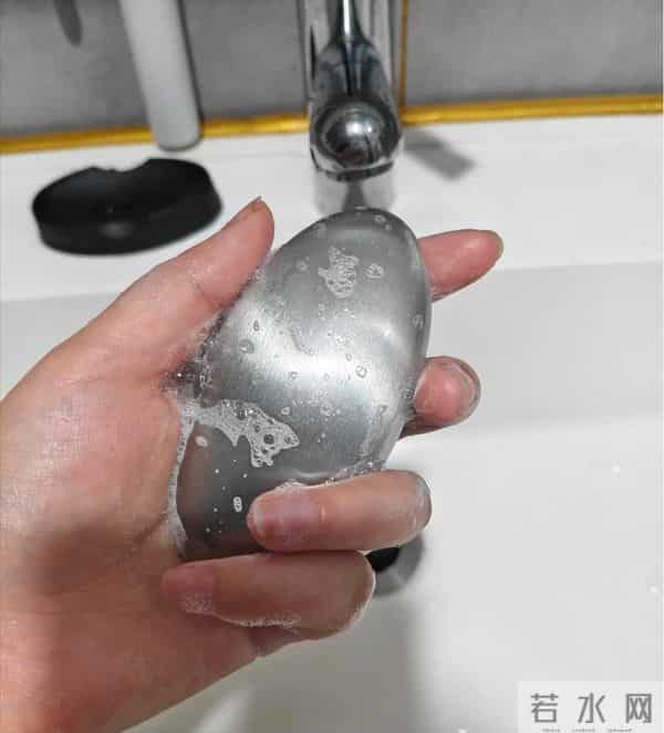 太牛了，把不锈钢配件用到家里，不仅用不坏还轻松解决生活痛点