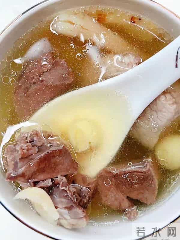 失眠的人乐了！这菜天然助眠还补血，每周1次，气色亮睡得稳