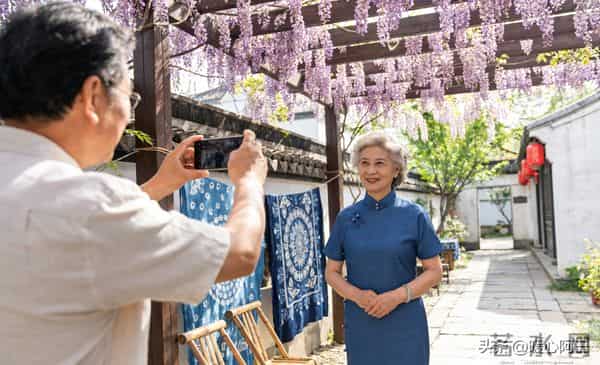 告别夫妻模式:“第三种关系”成中老年新选择,越处越舒心