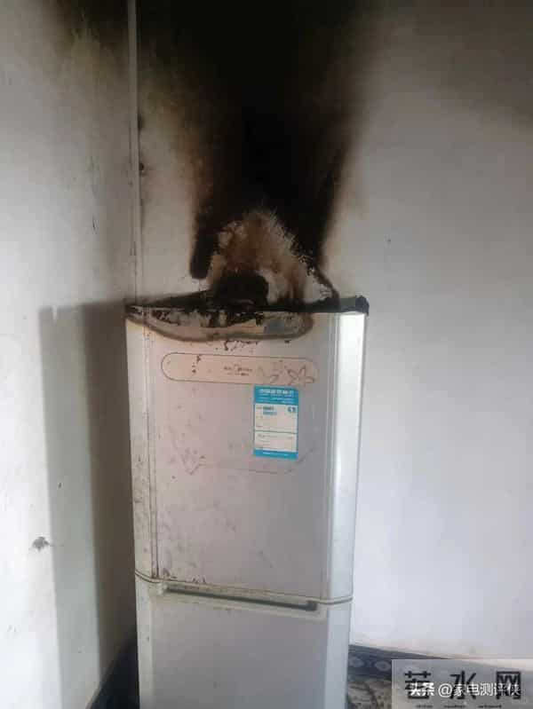 别怪我没提醒你:这5类家电,没坏也要扔掉,不然害人又害己!