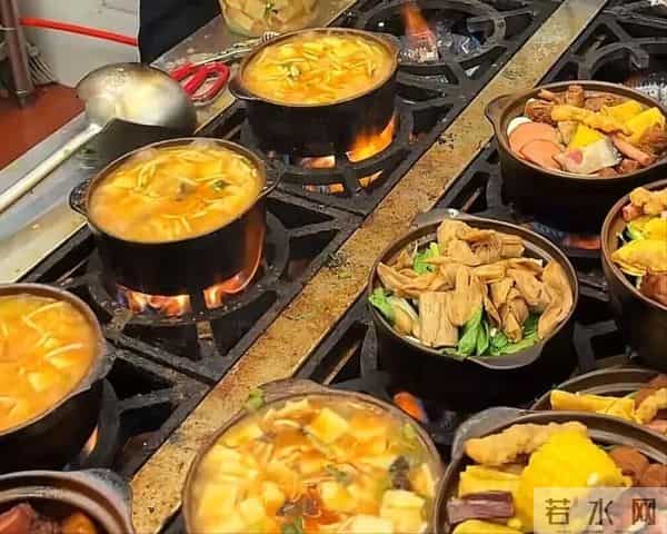 一口砂锅暖到心！商用级配方全公开，在家也能做出街景爆款味