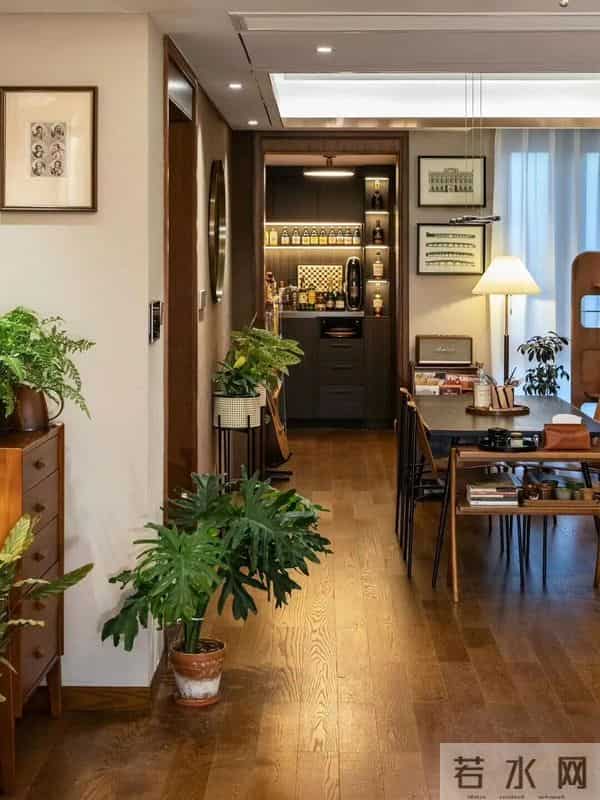 一位姑娘的自住生活：79㎡东西满满，却打扫得一尘不染，自成规矩