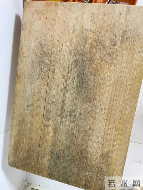 5种旧东西早就该扔掉，日子过久才知道，占地方还伤身体