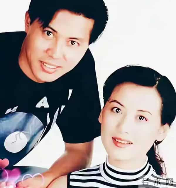 真是岁月不饶人呐,曾经的金童玉女也慢慢老去;看岁月不饶人啊!