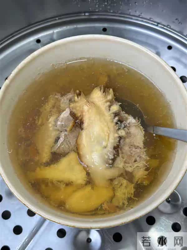 失眠的人乐了！这菜天然助眠还补血，每周1次，气色亮睡得稳