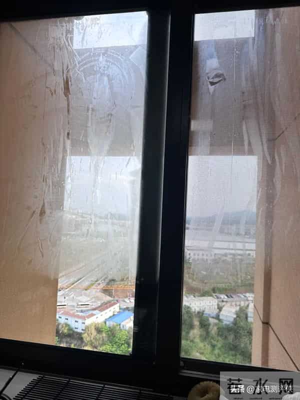 为什么油烟机明明没坏,但就是不吸烟?内行人:别再上赶着当韭菜