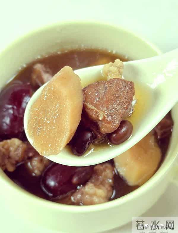 冬天补阳，手脚不凉”！建议中老年：常吃5样，御寒补阳暖过冬