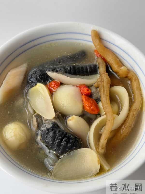 阴虚火旺，口干失眠！多吃这4样，润全身、降虚火、睡得香