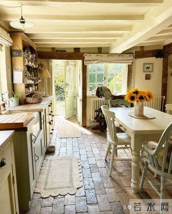 浪漫的英式田园乡村小屋，藏在乡野间的温柔诗意