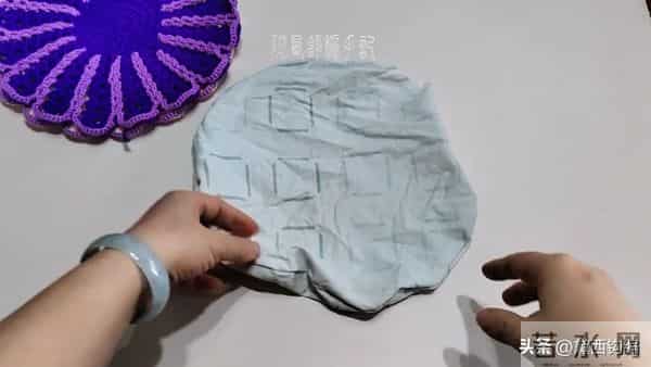 绮络抱枕：绮络花片别闲置，拼个抱枕给小章，有教程，新手也能做