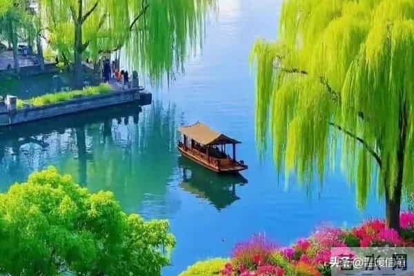 积善之家，福泽绵长：善良为基，命格生辉