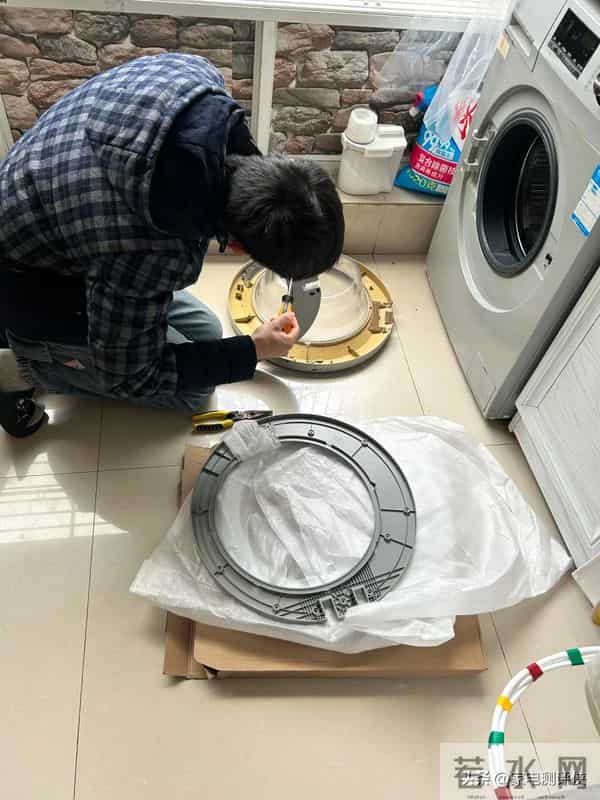 别怪我没提醒你:这5类家电,没坏也要扔掉,不然害人又害己!