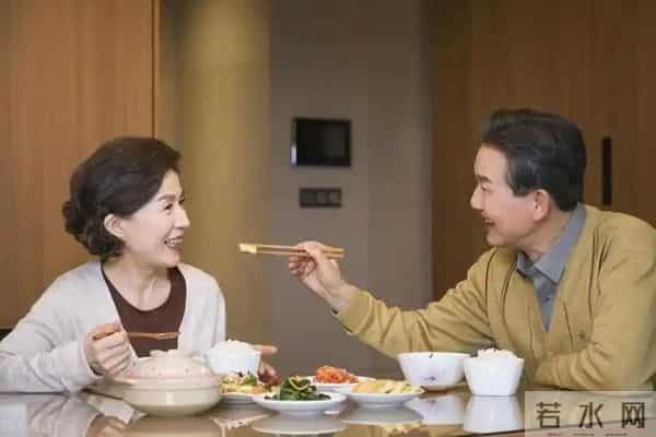 连吃2个月结节突然疯长！发现：这几种“养生食物”是结节加速器