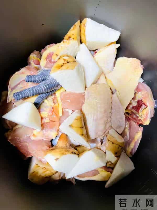 失眠的人乐了！这菜天然助眠还补血，每周1次，气色亮睡得稳