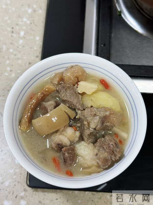 医生提醒- 12月多吃4种家常菜，中老年手脚利索，爬楼不喘少生病