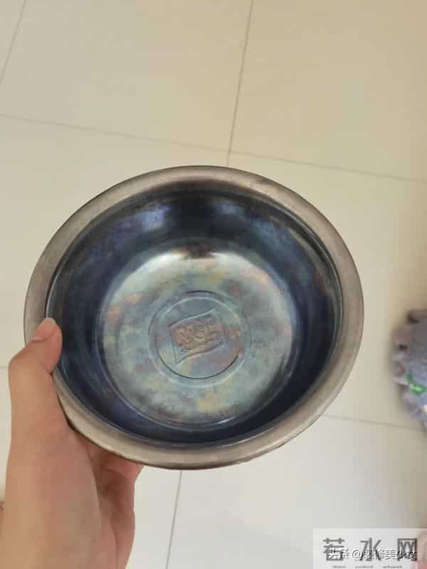 断舍离清单：扔掉厨房“这10样”东西，别坑了家人！