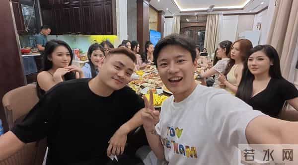 游戏人生！阿胜这是要换人设了吗，越南玩的太嗨了