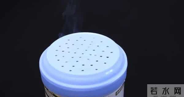 奶粉罐不要扔,在上面打几个洞放在房间里,全家人抢着用,太棒了