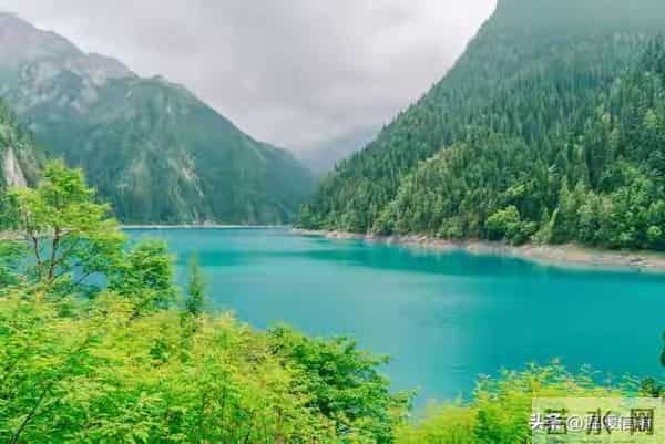 积善之家，福泽绵长：善良为基，命格生辉