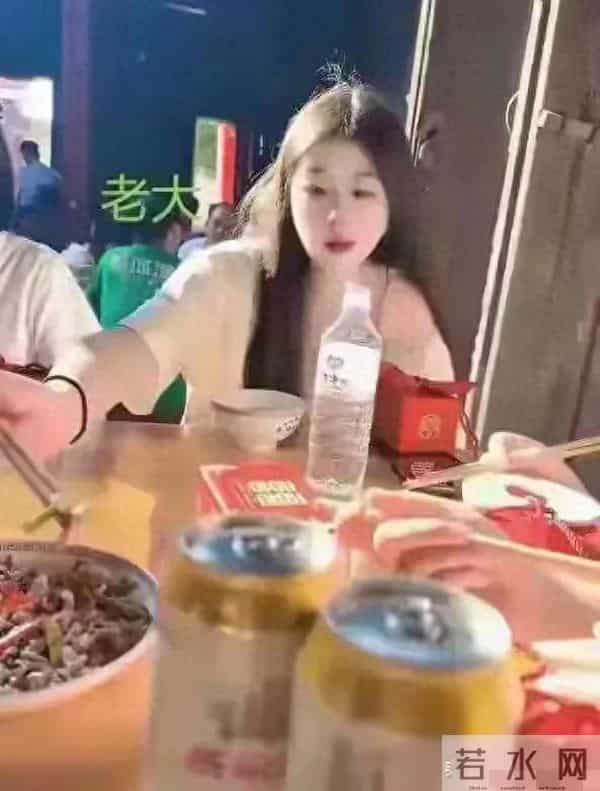 江西一妈妈晒自己3个千金,几秒钟网友心动了3次:怎么都那么漂亮