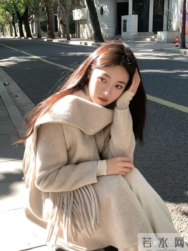 山西运城一校花 169cm身高 身材拥有黄金比例 散发迷人身材魅力