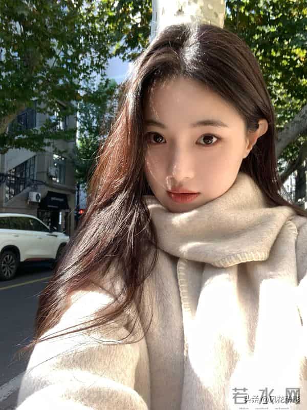 山西运城一校花 169cm身高 身材拥有黄金比例 散发迷人身材魅力