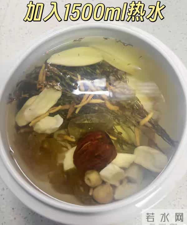 肝血越少，睡眠越差，建议多吃3样，滋补肝血，安神助眠身体好