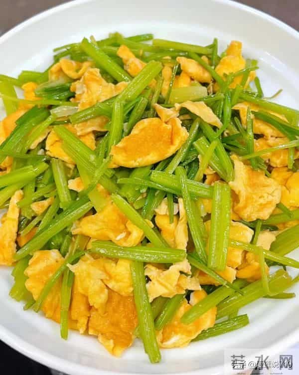 它被叫做“洗肠菜”，2块钱一大盘！润肠通便，肠道干净少生病