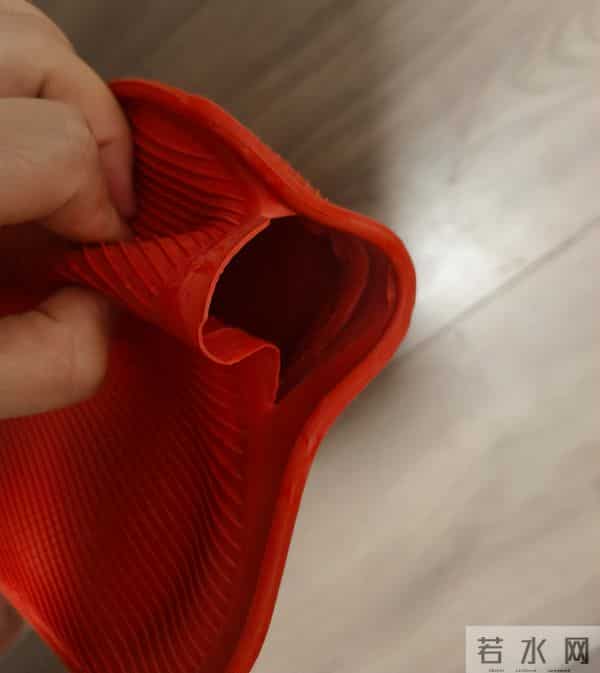 被央视拉黑的4样“取暖神器”，不管天气多冷，都不建议用！