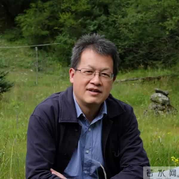 罗伟章《戏台》