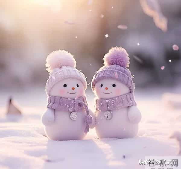 头像 - 浪漫的紫色雪人